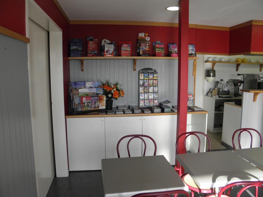 Fasthotel Tours Sud Chambray-lès-Tours Esterno foto