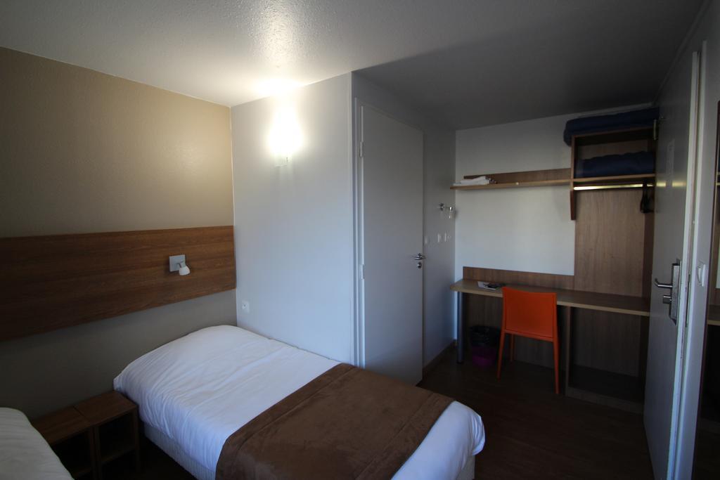 Fasthotel Tours Sud Chambray-lès-Tours Esterno foto