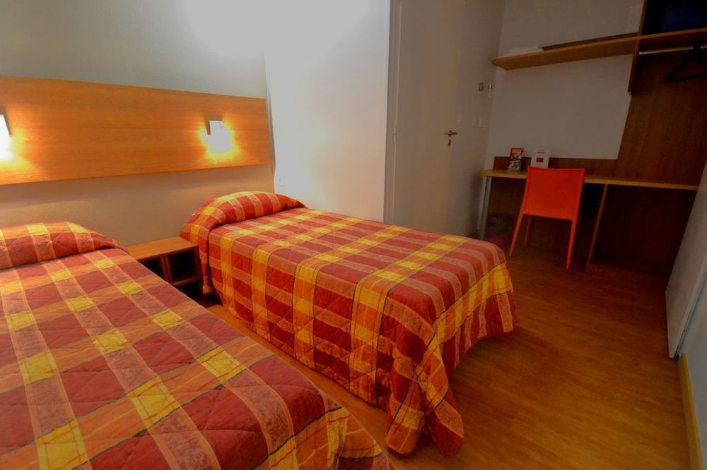 Fasthotel Tours Sud Chambray-lès-Tours Esterno foto
