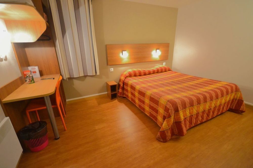 Fasthotel Tours Sud Chambray-lès-Tours Esterno foto