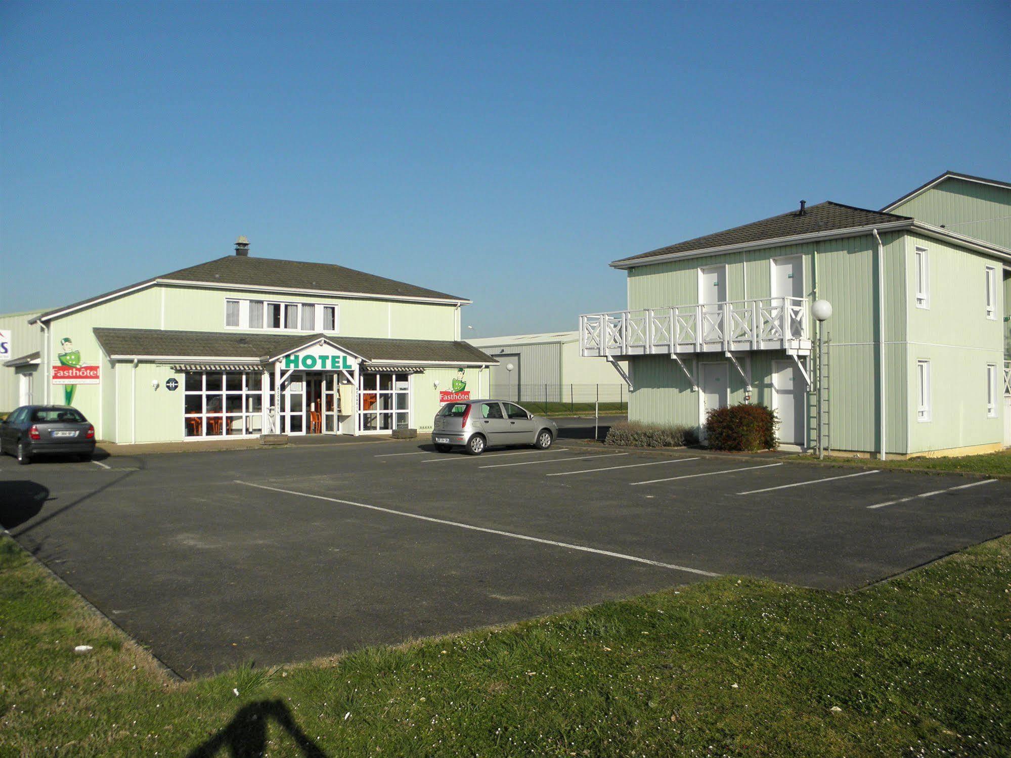 Fasthotel Tours Sud Chambray-lès-Tours Esterno foto